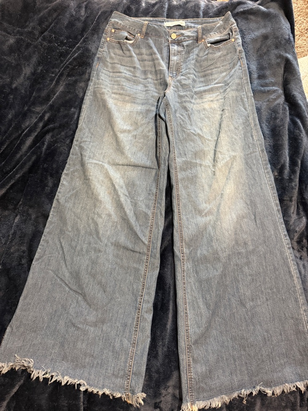 High-Rise Wide Leg Women’s Jeans in Light Blue - Unbranded